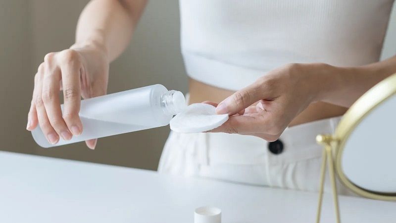 Để trả lời cho câu hỏi liệu toner có thực sự cần thiết hay không, chúng ta cần nhìn nhận nó dưới góc độ cá nhân hóa quy trình chăm sóc da.