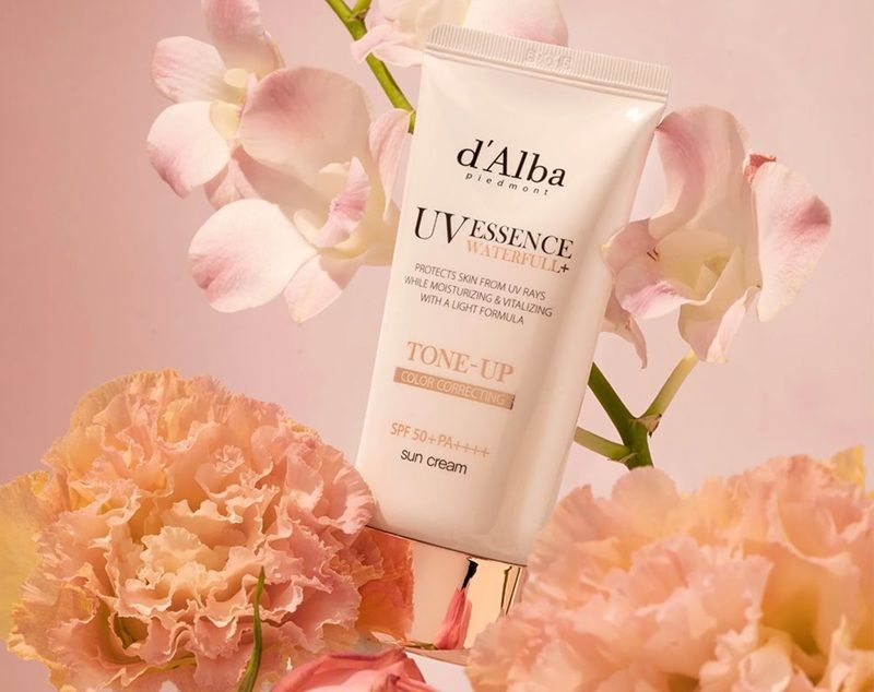 d'Alba Waterfull Tone-up Sun Cream SPF 50+ PA++++