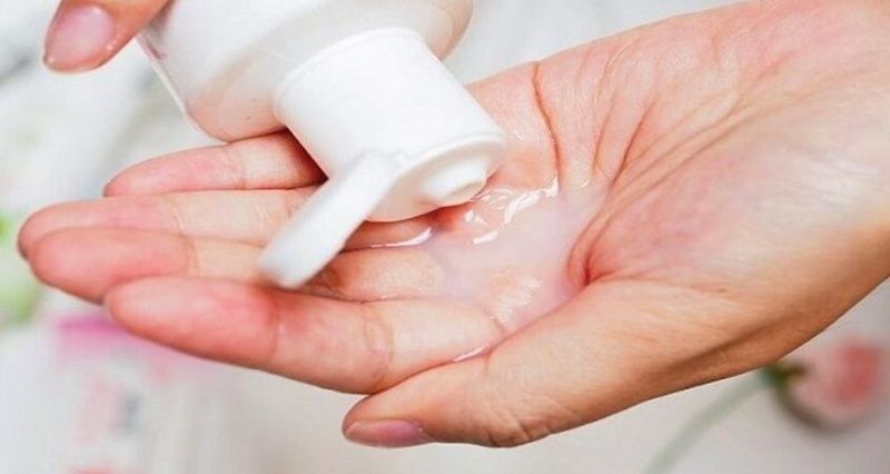 pH của dung dịch vệ sinh phụ nữ (DDVSPN)