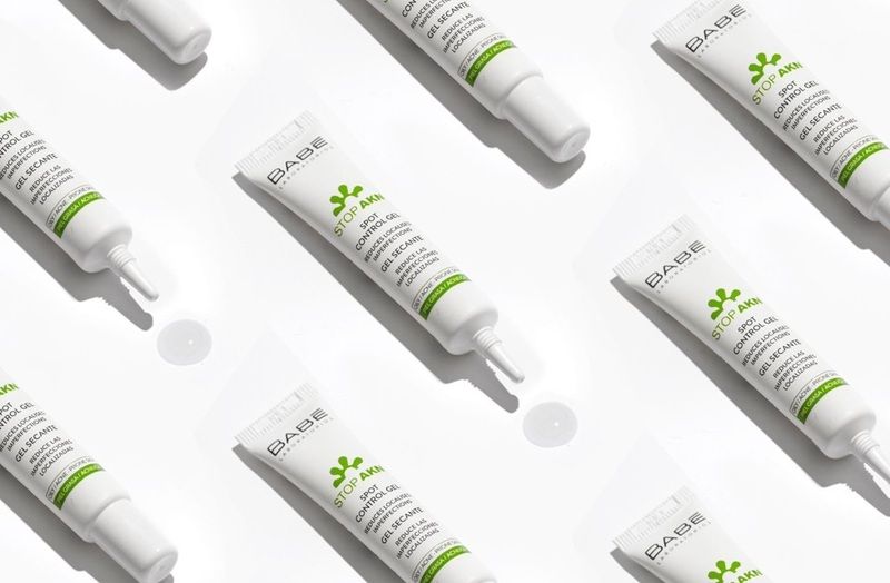 Gel chấm mụn BABÉ Stop Akn Spot Control Gel