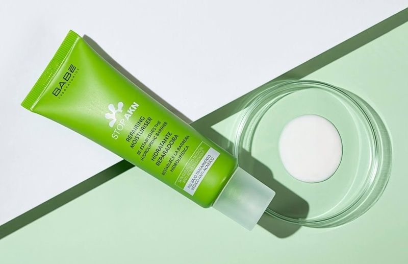 BABÉ Stop Akn Repairing Moisturiser