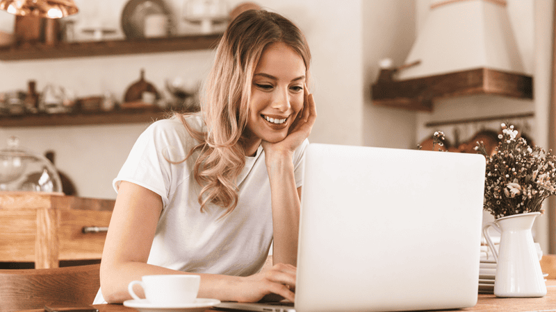 Giai đoạn trưởng thành/Đã có quan hệ tình dục (Từ 18 tuổi trở lên): NÊN dùng đều đặn