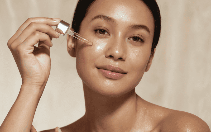 Serum hoặc treatment trị mụn nhẹ