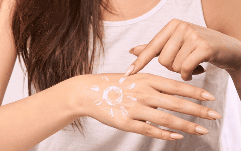 Kem chống nắng giúp bảo vệ da khỏi tia UV