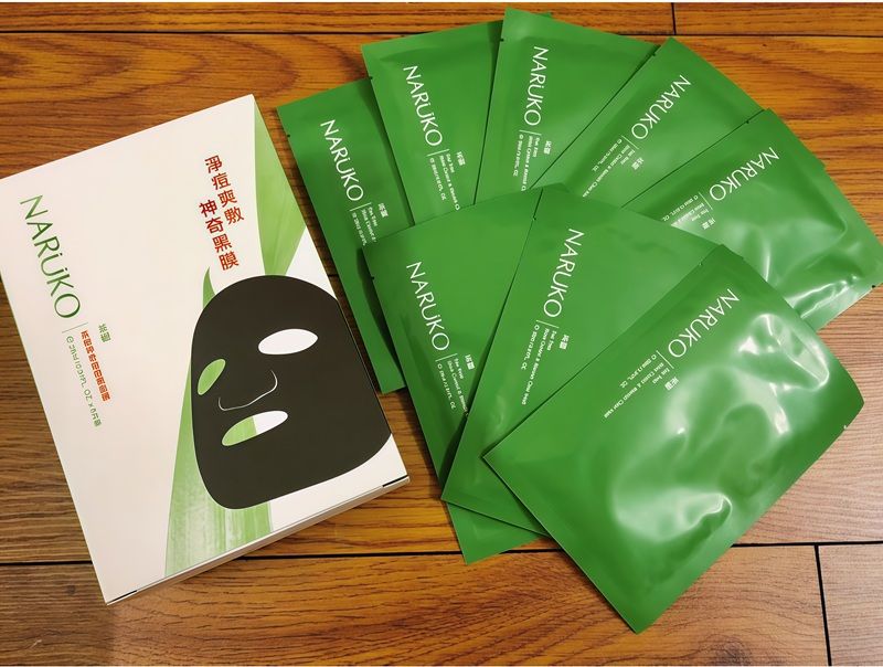 Tea Tree Shine Control & Blemish Clear Mask là giải pháp cho làn da dầu mụn, giúp kiểm soát dầu thừa, làm sạch sâu và hỗ trợ giảm mụn nhanh chóng