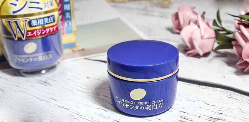 Kem Dưỡng Trắng Da Meishoku Placenta Whitening Essence Cream