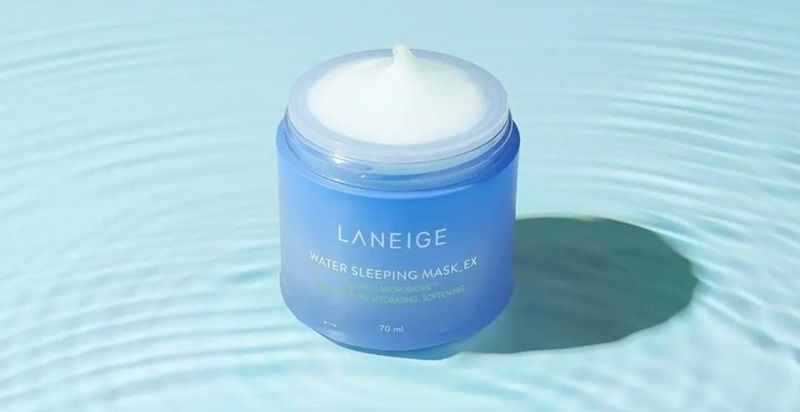 Laneige Water Sleeping Mask là sản phẩm “huyền thoại” trong dòng mặt nạ ngủ, giúp cấp ẩm và phục hồi da suốt đêm