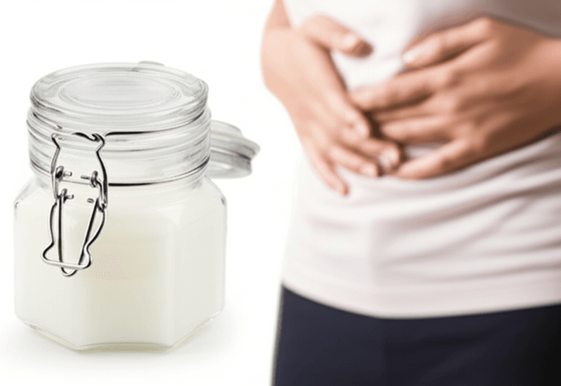 Một số người có thể gặp phải cảm giác buồn nôn, tiêu chảy hoặc đau bụng khi mới bắt đầu uống dầu dừa, đặc biệt là nếu dùng với lượng lớn