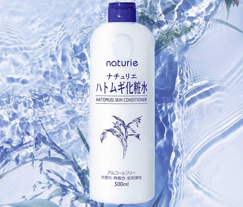 Sản phẩm có kết cấu lỏng nhẹ, dễ thẩm thấu, phù hợp với khí hậu nóng ẩm và làn da dầu mụn