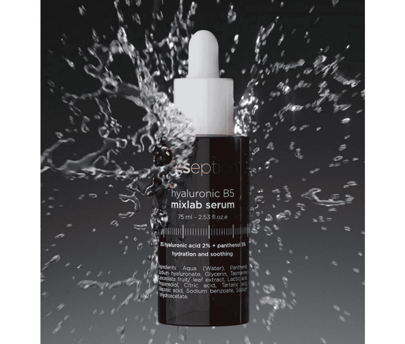 Serum có dạng gel lỏng trong suốt, hơi sệt nhẹ, khi thoa lên da sẽ khiến người dùng cảm thấy mát dịu, dễ tán và thấm rất nhanh