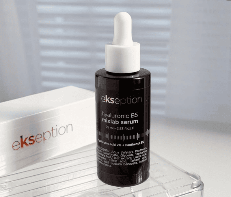 Serum Ekseption B5 Hyaluronic Mixlab được định vị ở phân khúc giá cao hơn so với nhiều sản phẩm cấp ẩm hay phục hồi khác trên thị trường