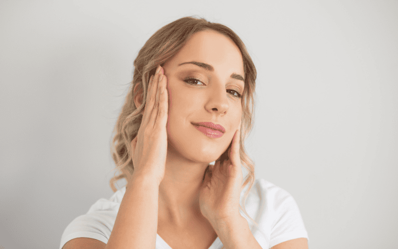 Nuôi dưỡng da từ bên trong, giúp da trông rạng rỡ và căng bóng hơn