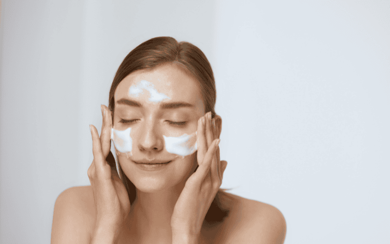 Bước làm sạch là nền tảng của mọi quy trình dưỡng da