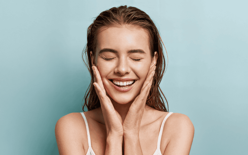 Làm sạch là bước đầu tiên và quan trọng nhất trong mọi quy trình chăm sóc da