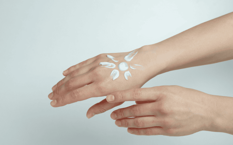 Dùng kem chống nắng hàng ngày là thói quen tốt, nhưng nếu áp dụng sai cách thì hiệu quả bảo vệ da sẽ giảm đi rất nhiều