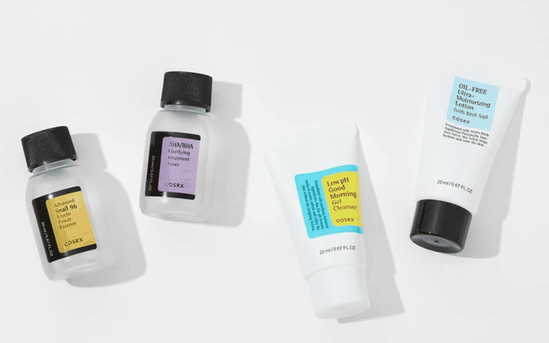 Cosrx mang đến nhiều dòng sản phẩm đa dạng, tập trung giải quyết các vấn đề phổ biến như da mụn, da nhạy cảm và da thiếu ẩm