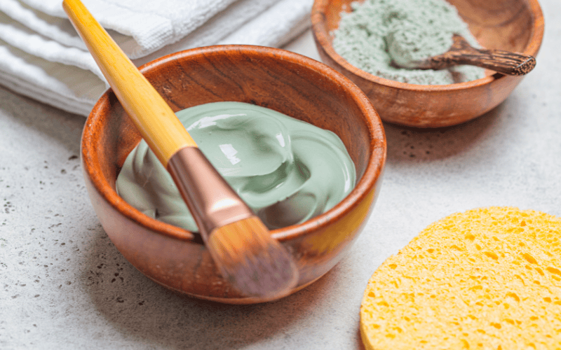 Để đạt hiệu quả tốt và hạn chế kích ứng, bạn nên ghi nhớ một số nguyên tắc cơ bản khi sử dụng mặt nạ đất sét