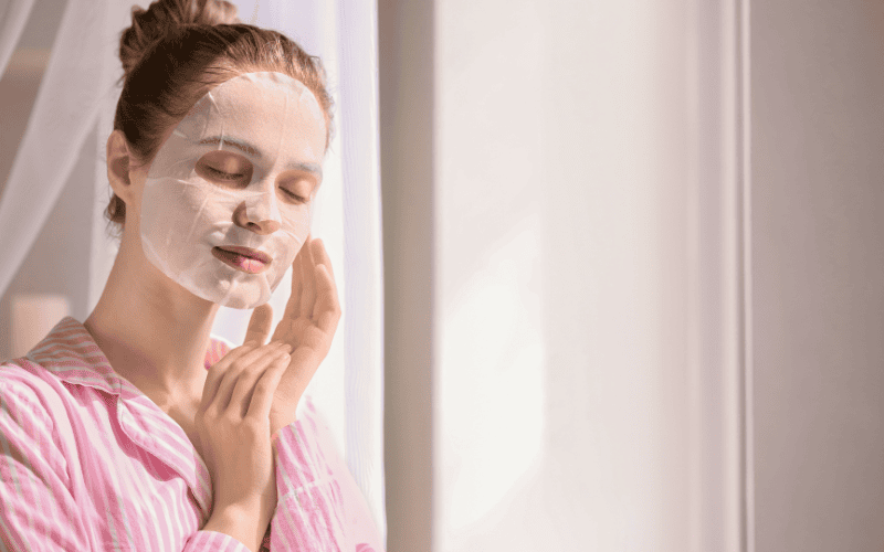 Hướng dẫn đắp mặt nạ trước khi trang điểm đúng cách