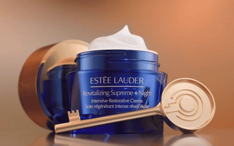 Sản phẩm có kết cấu đậm đặc, giàu dưỡng chất, giúp phục hồi và tái tạo làn da trong suốt giấc ngủ