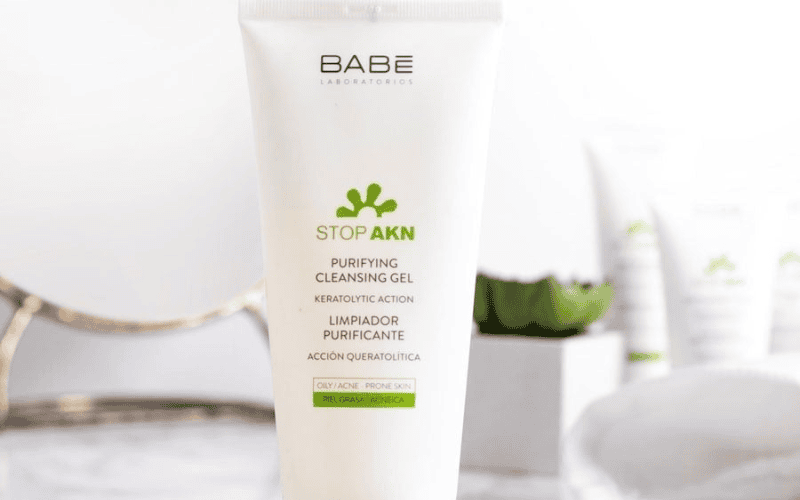 Để giúp bạn dễ dàng cân nhắc trước khi lựa chọn, đây là những ưu điểm và hạn chế nổi bật của sữa rửa mặt Babe sau khi trải nghiệm thực tế