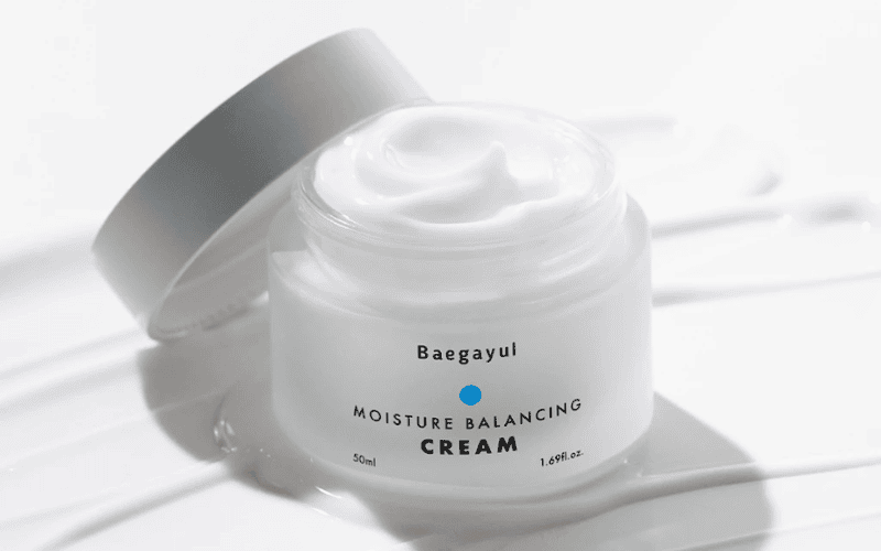 Một làn da đẹp luôn bắt đầu từ việc đủ ẩm