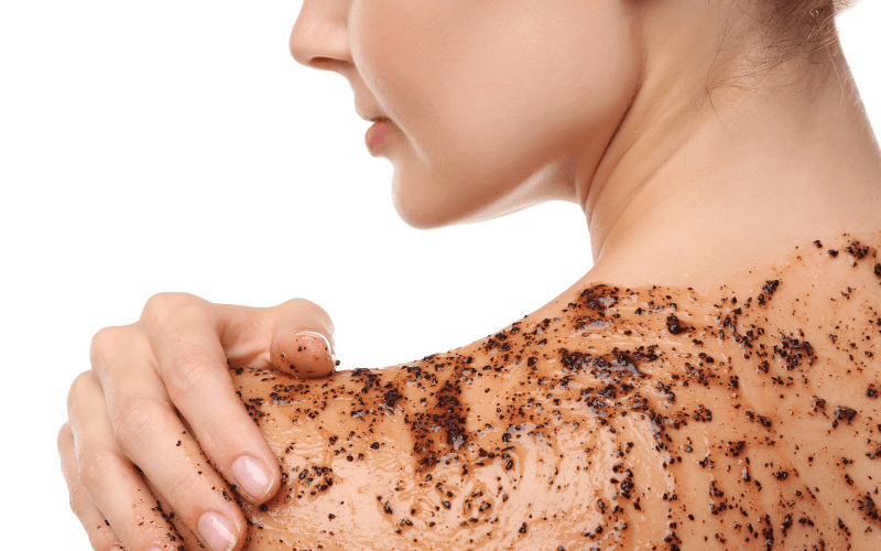 Các phương pháp kết hợp bã cà phê và dầu dừa tẩy tế bào chết cho mặt và cơ thể