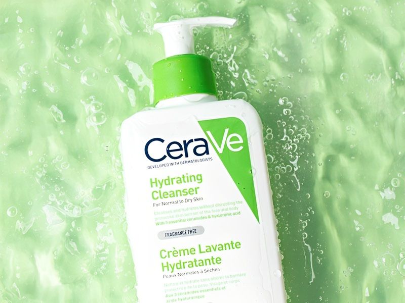 Cerave Hydrating Facial Cleanser được mệnh danh là "sữa rửa mặt quốc dân"