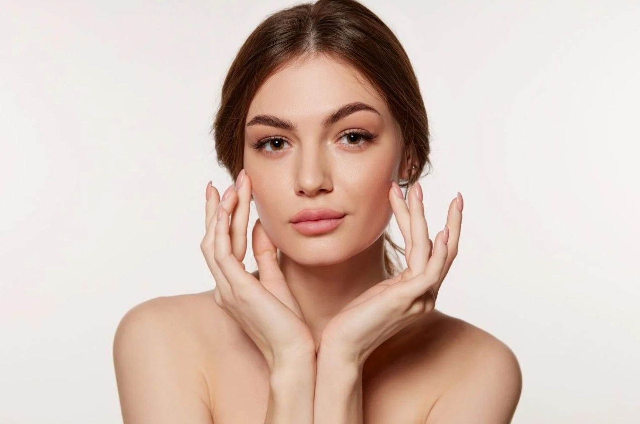 Lựa chọn sản phẩm phù hợp là cách để bạn nâng niu làn da nhạy cảm của mình