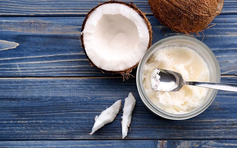 Không phải tất cả các loại dầu dừa trên thị trường đều giống nhau và có thể dùng cho vùng nhạy cảm