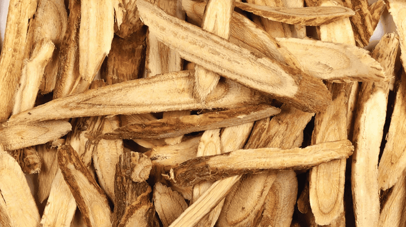 Bột cam thảo chứa những hợp chất thực vật có khả năng chống oxy hóa mạnh, trung hòa các gốc tự do là nguyên nhân hàng đầu gây lão hóa sớm