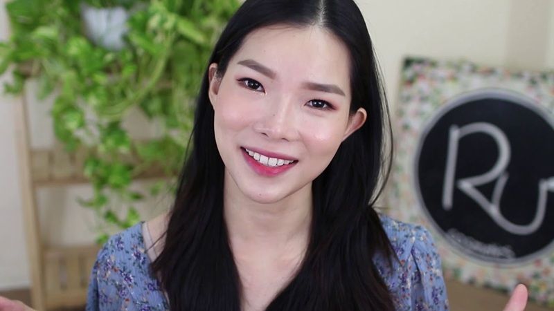 Góc Của Rư là kênh review được nhiều bạn trẻ tìm đến khi muốn tham khảo trải nghiệm thực tế về các sản phẩm làm đẹp