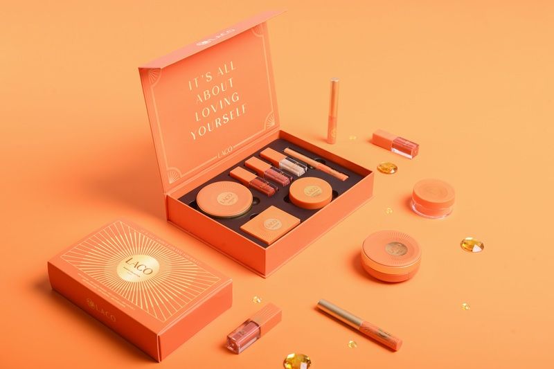 Laco được xem là một trong những thương hiệu tiên phong trong lĩnh vực mỹ phẩm organic tại Việt Nam, nổi bật với hệ sinh thái sản phẩm phong phú