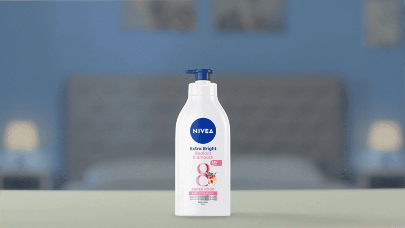 Nivea Extra Bright Radiant & Smooth được định hướng như một giải pháp kem dưỡng thể có khả năng dưỡng ẩm kết hợp làm sáng nhẹ