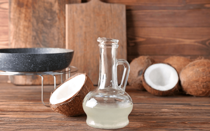 Chuẩn bị nguyên liệu và dụng cụ làm dầu dừa ép lạnh