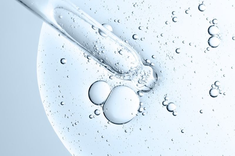 Hyaluronic Acid là hoạt chất lành tính, có thể sử dụng hàng ngày với tần suất 1 – 2 lần