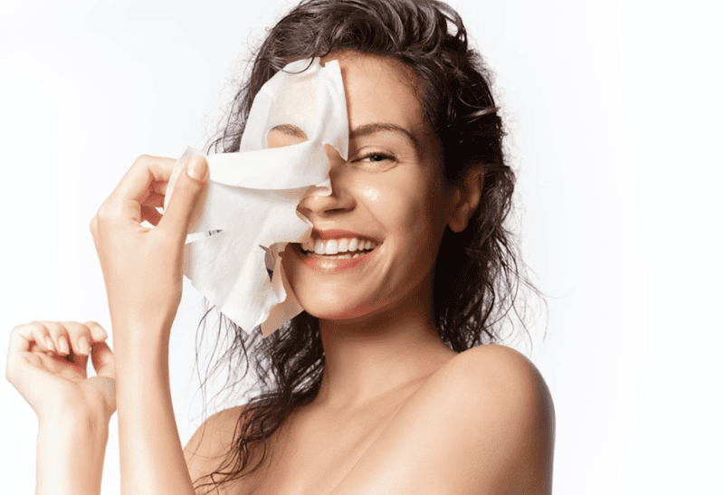 Mặt nạ cấp ẩm bổ sung lượng nước lớn trong thời gian ngắn, phù hợp khi da khô, mệt mỏi