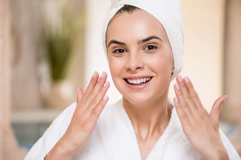 Tùy vào tình trạng da, bạn hãy điều chỉnh tần suất sử dụng hợp lý
