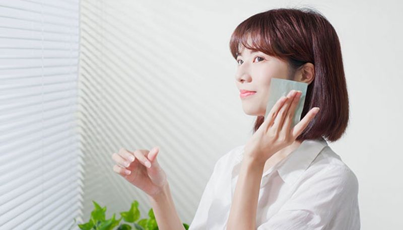 Thường xuyên thấm dầu thừa