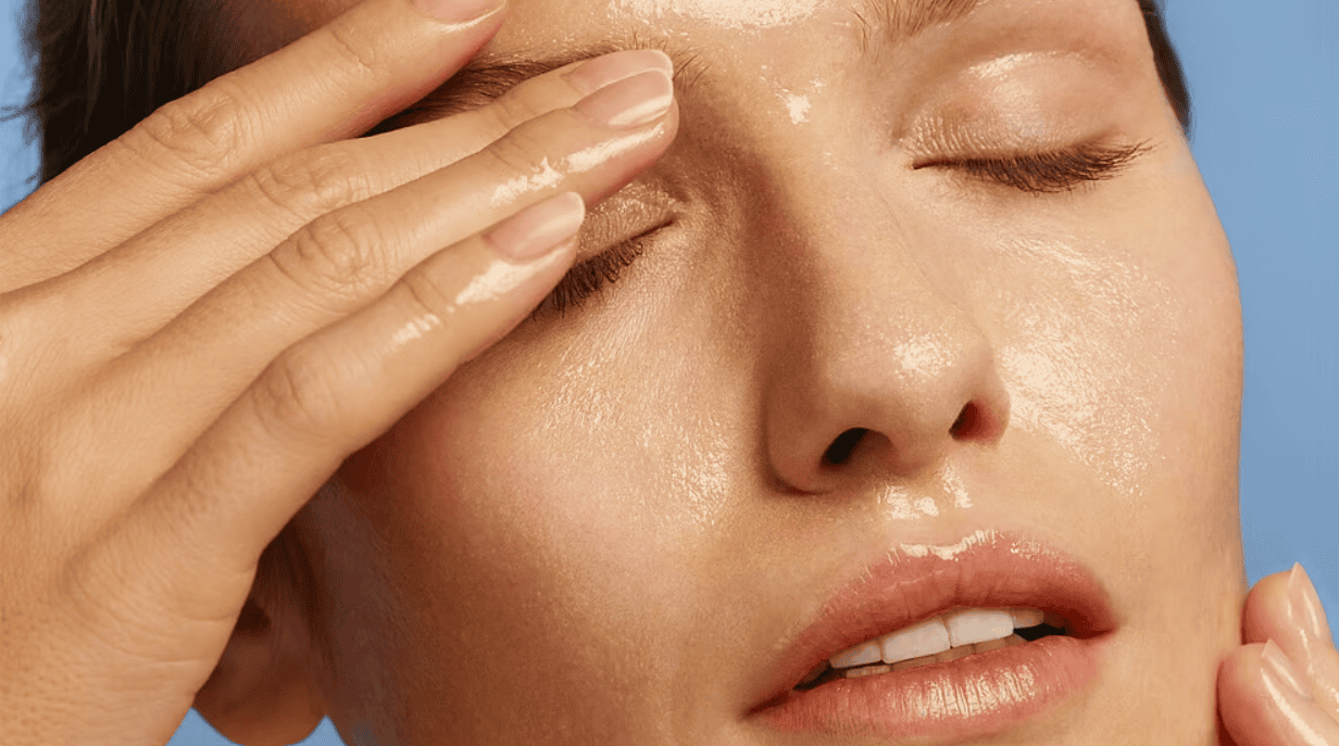 hướng dẫn sử dụng dầu tẩy trang hình 1.png