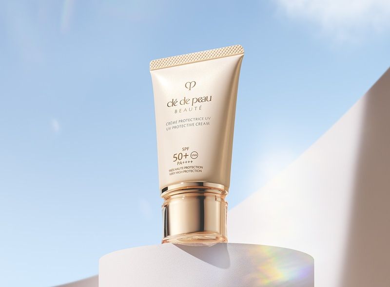 Sản phẩm kem chống nắng cao cấp của Clé de Peau là sự kết hợp giữa khả năng bảo vệ da ưu việt với tính năng dưỡng da chuyên sâu