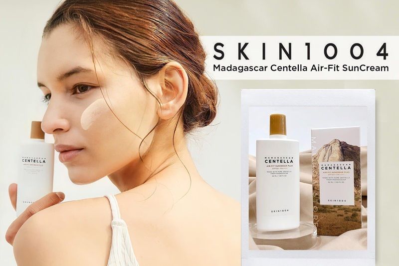 Skin1004 Madagascar Centella Air-Fit Suncream Plus SPF 50+ PA++++ làm dịu da mẩn đỏ và kích ứng nhờ hàm lượng rau má cao, kiềm dầu tốt