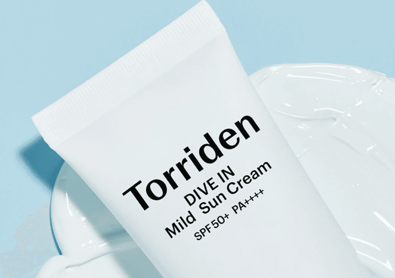 Kế thừa thế mạnh từ dòng sản phẩm DIVE-IN trứ danh, kem chống nắng của Torriden tập trung vào việc cấp ẩm sâu cho da nhạy cảm