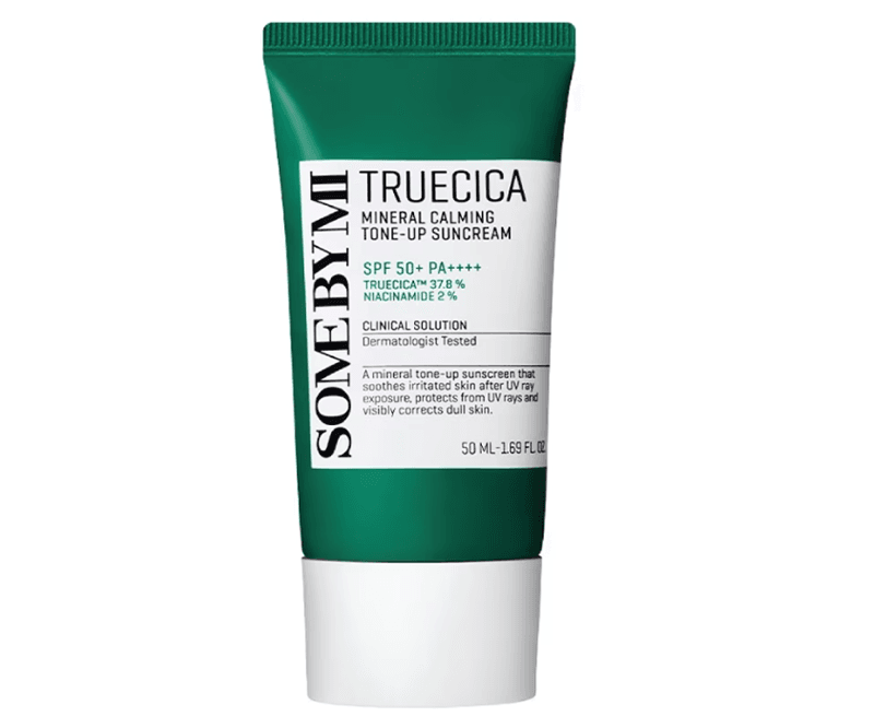 Nếu bạn đang khổ sở vì mụn lưng, viêm nang lông hay có làn da cơ thể nhạy cảm, Some By Mi Truecica Mineral Calming Tone-up Suncream chính là sản phẩm sinh ra dành cho bạn