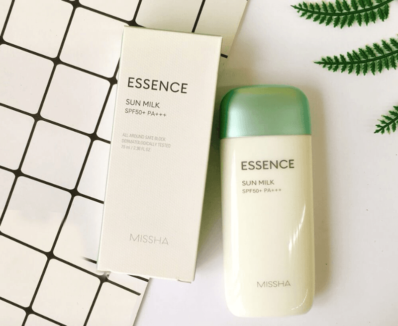 Là một sản phẩm kinh điển của nhà Missha, Essence Sun Milk đã duy trì được sức hút qua nhiều năm nhờ hiệu quả ổn định