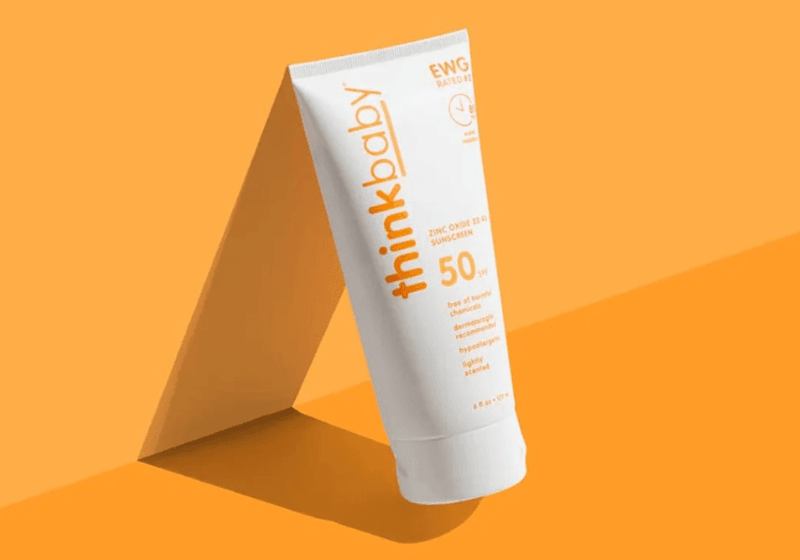 Thinkbaby Safe Sunscreen SPF 50+ là dòng chống nắng nhận được nhiều khuyến nghị từ các bác sĩ nhi khoa và chuyên gia da liễu