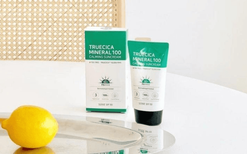 Some By Mi Truecica Mineral Calming Tone-up Suncream là lựa chọn lý tưởng cho làn da mụn và nhạy cảm