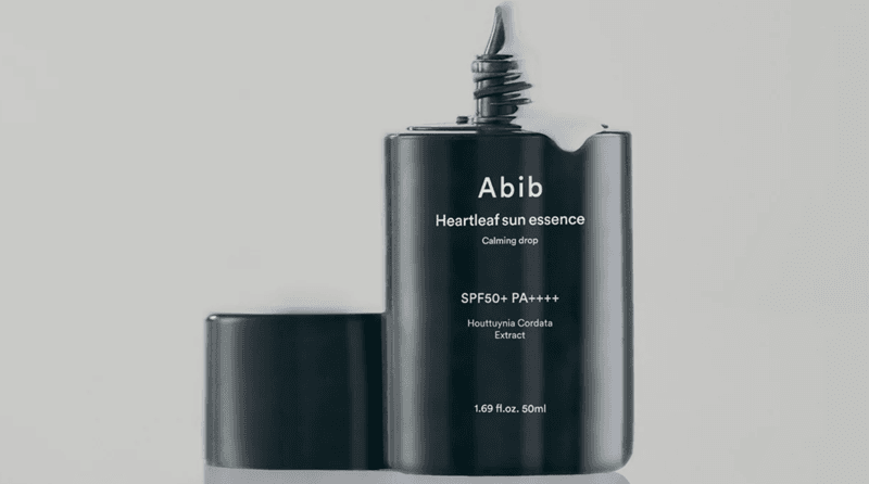 Scinic Enjoy Super Mild Sun Essence sử dụng màng lọc hóa học tiên tiến, phù hợp cho cả da dầu và da nhạy cảm