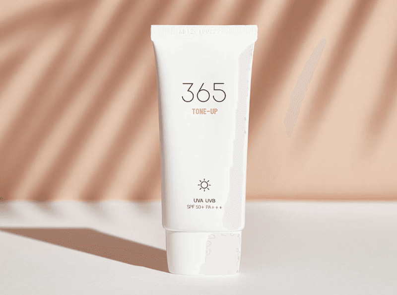 Round Lab 365 Tone-Up Sun Cream là một gợi ý đáng cân nhắc cho những ai yêu thích thành phần dịu nhẹ