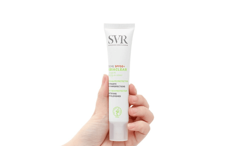 SVR Sebiaclear Crème SPF50+ là kem chống nắng chuyên biệt dành cho da hỗn hợp, da dầu mụn và nhạy cảm