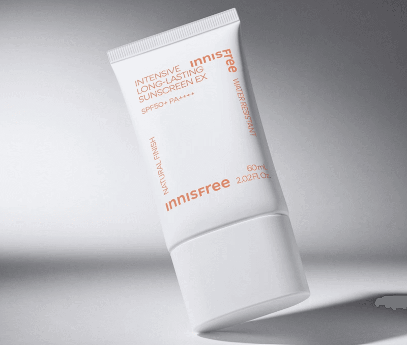 Đến từ thương hiệu Innisfree của Hàn Quốc, Innisfree Intensive Long-lasting Sunscreen Ex SPF50+ PA++++ là kem chống nắng hỗn hợp bền bỉ